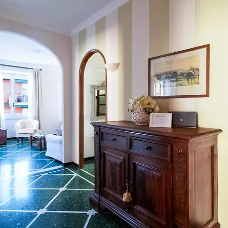 Lägenhet Daisy By Portofinohomes Santa Margherita Ligure