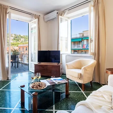 Daisy By Portofinohomes Lägenhet